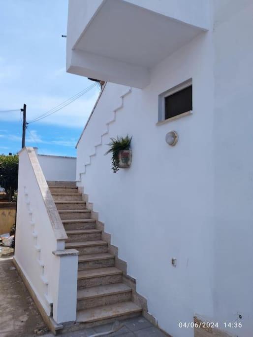 Marco'S House Apartamento Focene Exterior foto